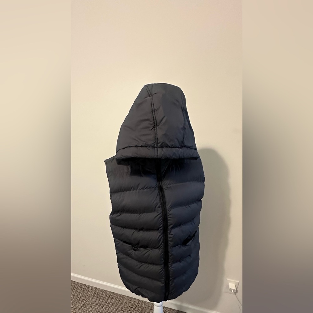 Zara Black Hooded Puffer Vest Size 13-14